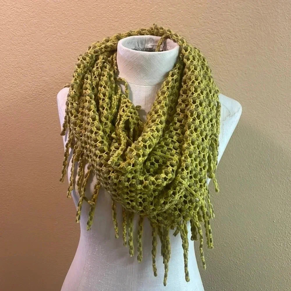 Infinity‎ Yellow Scarf